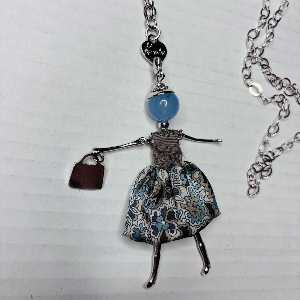 LE AMICHE Sky Blue Jade Doll Charm Necklace - Picture 3 of 6
